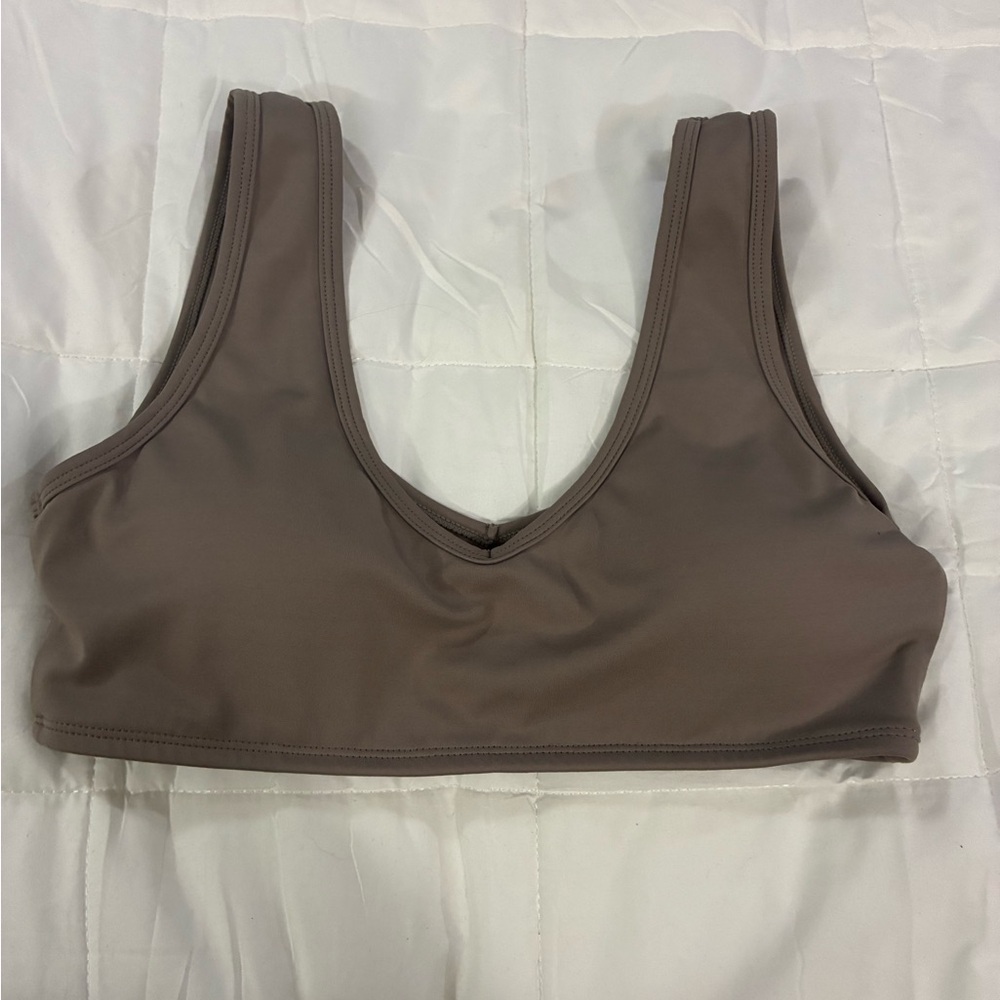 Sisterly Tribe V-Neck Sports Bralette in Taupe size medium